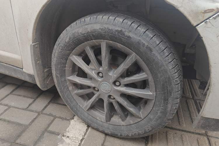 Used Venucia D50 2012 1.6L Manual Comfort Edition