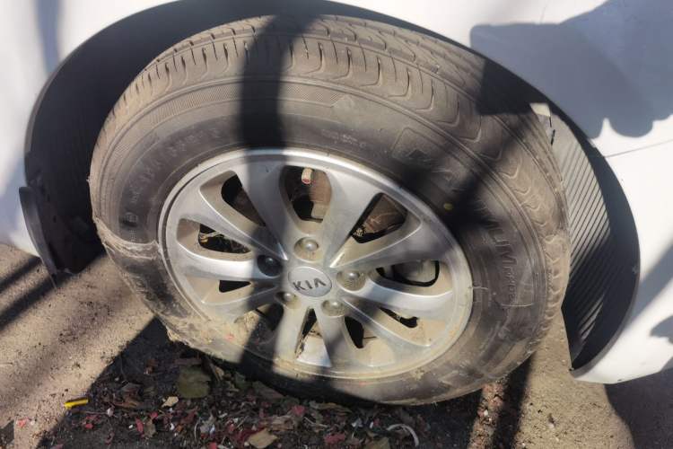 Used Kia K3 2013 1.6L Manual GL
