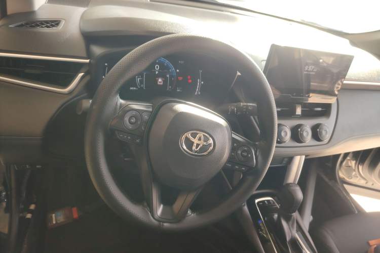 Used Toyota Corolla Cross 2023 2.0L Pioneer Edition