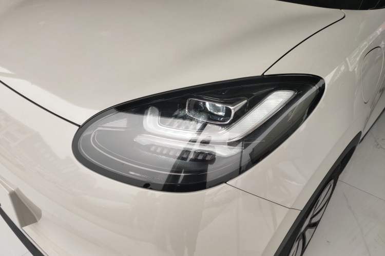 Used Wuling Bingo 2023 333 km Enjoyment Version Left Front Headlight