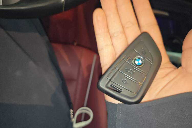 Used BMW 5 Series 2023 530Li Leading Model M Sport Package Vehicle Key