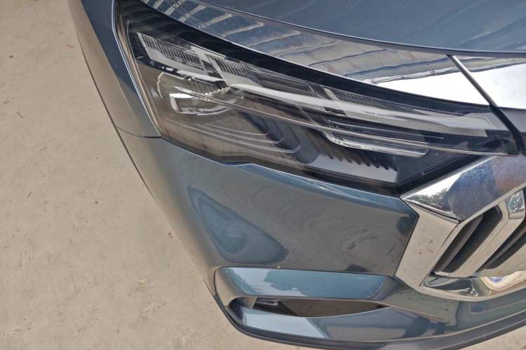 Used Geely Auto Haoyue L 2024 2.0T DCT Prestige Version Right Front Headlight