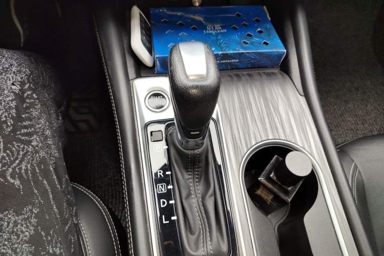 Used Nissan Teana 2020 2.0T XL Upper AD1 Smart Navigation Edition Gear Lever