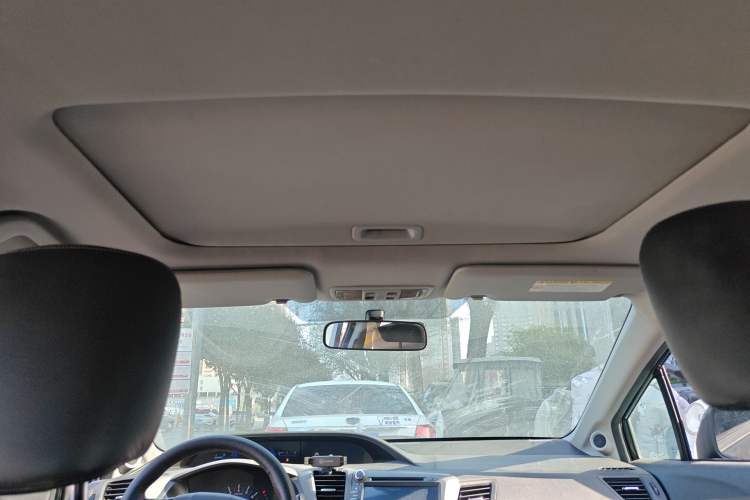 Used Honda Civic 2012 1.8L automatic luxury edition