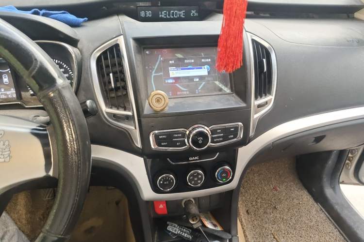 Used HYOSOW H3 2015 1.5L manual luxury version