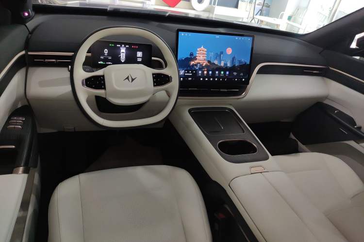 Used Dongfeng eπ eπ008 2024 636Max All-Electric Version 6 Seats