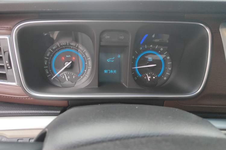 Used Buick GL8 2014 2.4L CT Luxury Business Comfort Edition