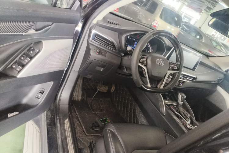 Used SAIC MAXUS D90 2017 2.0T Automatic All-Wheel Drive Sirius