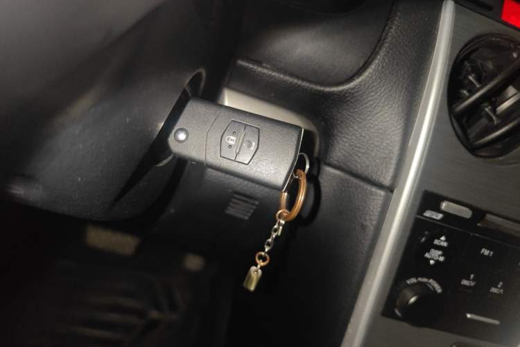 Used Mazda 6 2015 2.0L Automatic Classic Version
