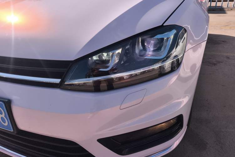Used Volkswagen Golf 2017 280TSI Automatic R-Line Million-Vehicle Commemorative Edition Left Front Headlight
