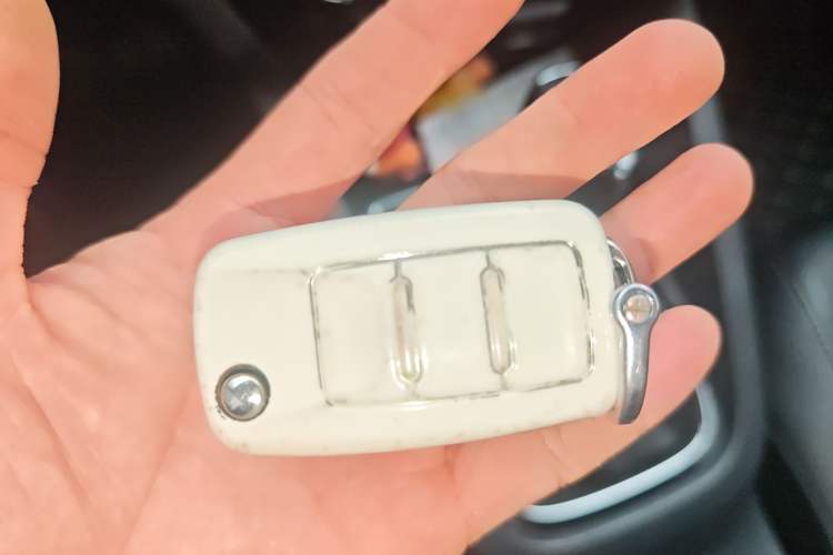 Used Volkswagen Sagitar 2018 1.6L Automatic Comfort Model Vehicle Key