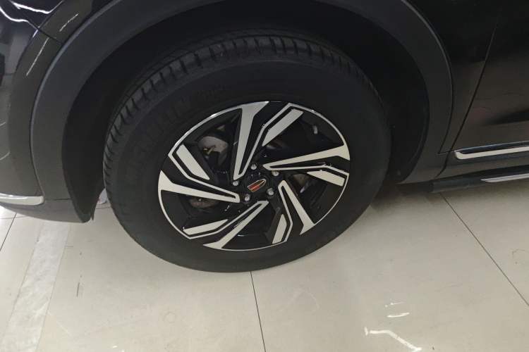 Used Hongqi HS5 2022 Revised Version 2.0T Smart Connect Flagship Edition
