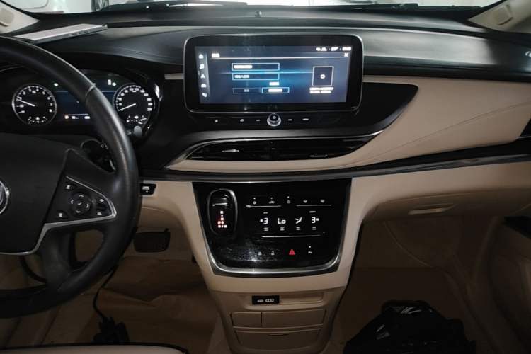Used Buick GL8 2023 Land Executive Class 652T Luxury Model