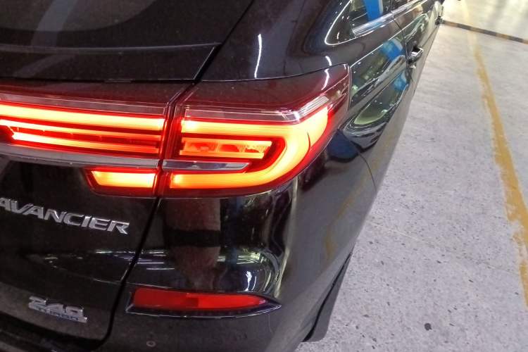 Used Honda Avancier 2020 240TURBO Front-Wheel Drive Smart Edition Right Rear Taillight