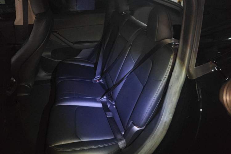 Used Tesla Model Y 2022 Revised Version Rear-Wheel Drive Left Rear Seat