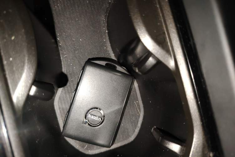 Used Volvo XC60 2019 T5 4x4 Smart Edition China VI Standard Interior 1