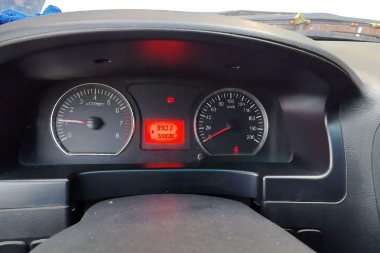 Used FORTHING Lingzhi 2018 V3L 1.6L 2-Seat Logistics Version
