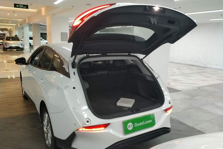 Used Buick Velite 6 2023 430km Range Commuter Version
