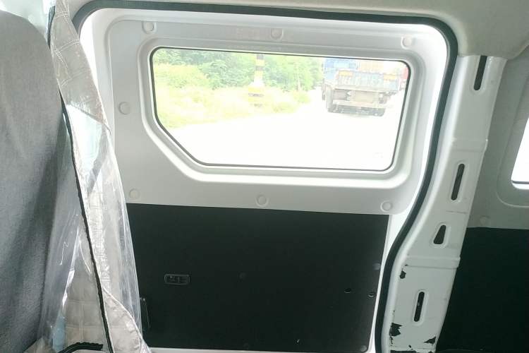 Used Farizon Xingxiang V 2024 Star Enjoy V6E Feature Edition Zhixin 46.08 kWh
