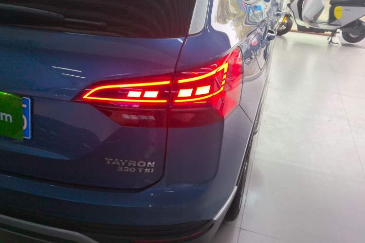 Used Volkswagen Tayron 2019 330TSI Two-Wheel-Drive Luxury Version China V Emission Standard
