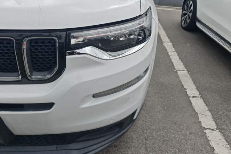 Used Jeep Commander 2018 2.0T Two-Wheel Drive Enjoy Edition China V