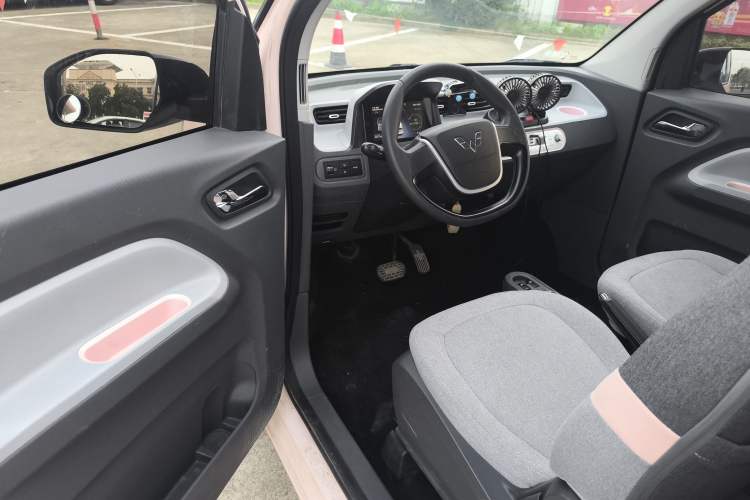 Used Wuling Hongguang MINIEV 2021 Macaron Premium Model – Lithium Iron Phosphate