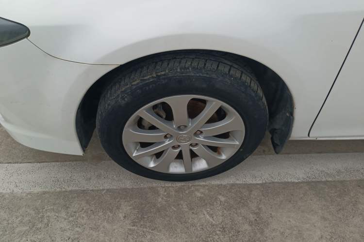 Used Mazda 6 2014 2.0L Automatic Classic Version Left Front Wheel Hub