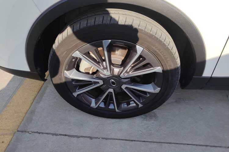 Used ORA iQ 2018 High-Range Version Smart Connectivity Model
