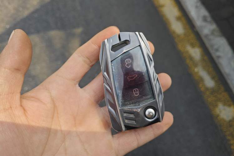 Used Volkswagen Tiguan L 2022 330TSI Automatic Two-Wheel Drive Smart Edition