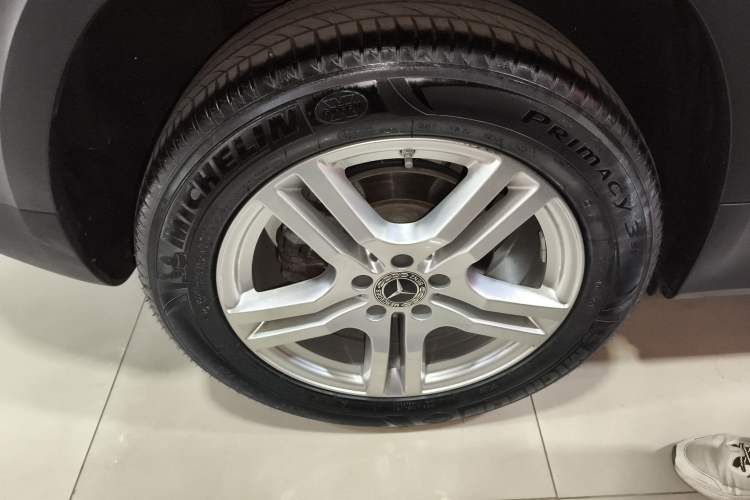 Used Mercedes-Benz GLB 2023 GLB 220 Sport Edition Exterior 5