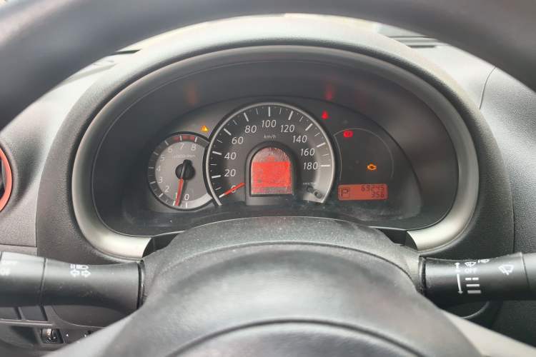 Used Nissan March 2010 1.5L Automatic Easy-Style Version Instrument Cluster