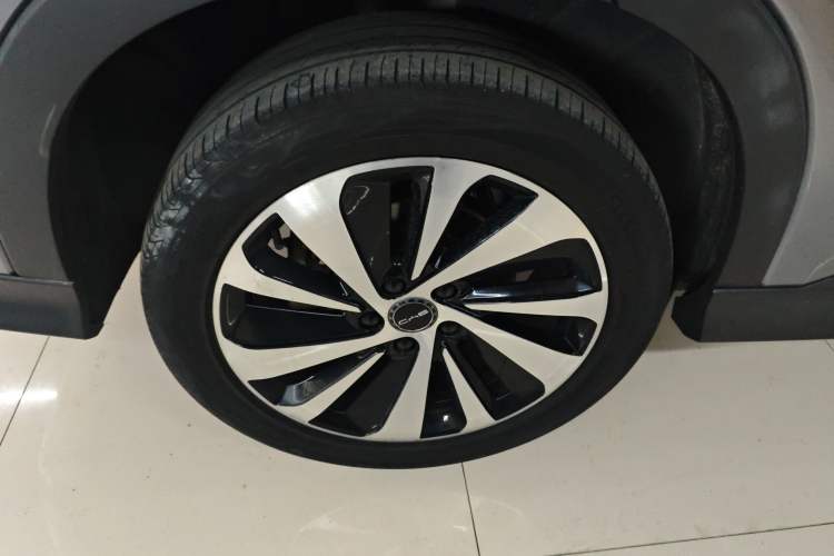 Used BYD Song PLUS New Energy 2023 Champion Edition EV 520KM Prestige Model Exterior 2