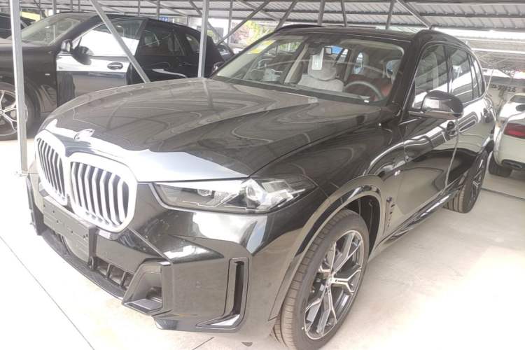 Used BMW X5 2026 Model, Facelifted xDrive 30Li Premium M Sport Night Package