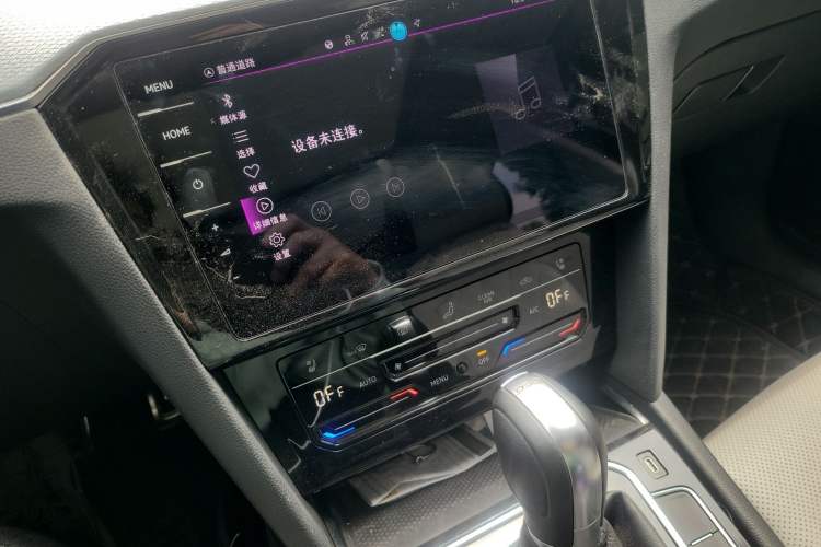 Used Volkswagen Magotan 2023 2 Million Units Commemorative Edition 330TSI DSG Luxury Version Audio And AC Panel