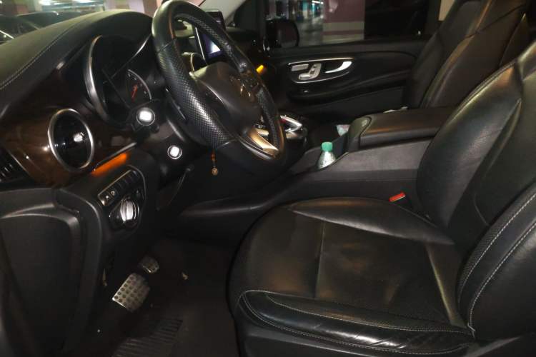 Used Mercedes-Benz V-Class 2017 V 260 L Prestige Extended Edition