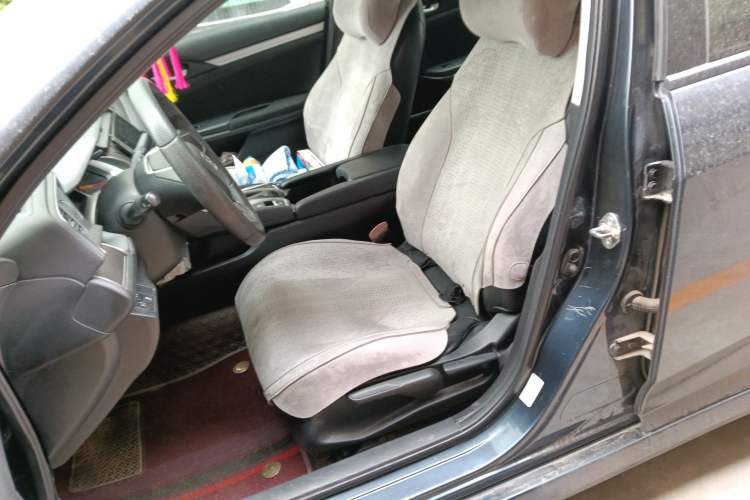 Used Honda Civic 2016 220TURBO CVT Luxury Edition
