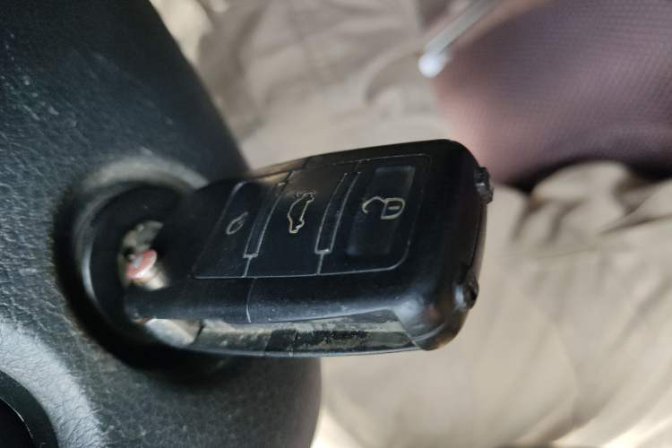 Used Volkswagen Santana 2015 1.4L Manual Fashion Edition
