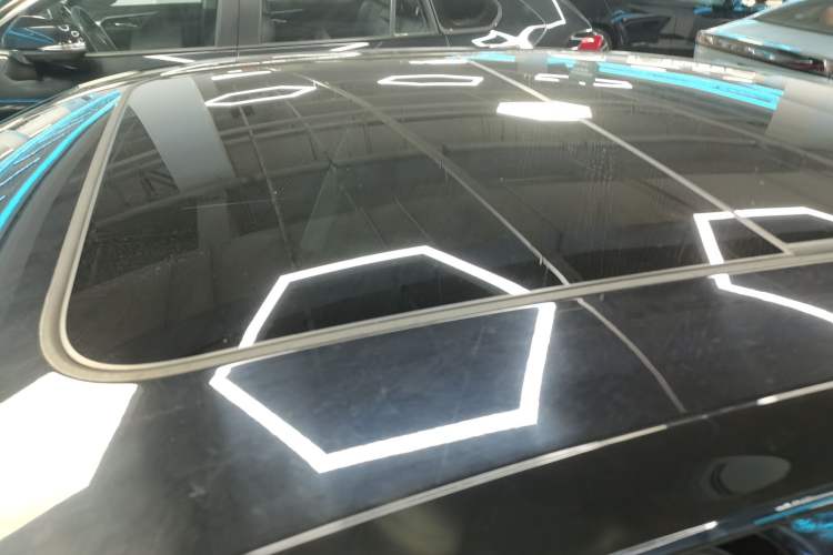 Used Volkswagen Phideon 2019 380TSI Two-Wheel Drive Business Edition China VI Standard