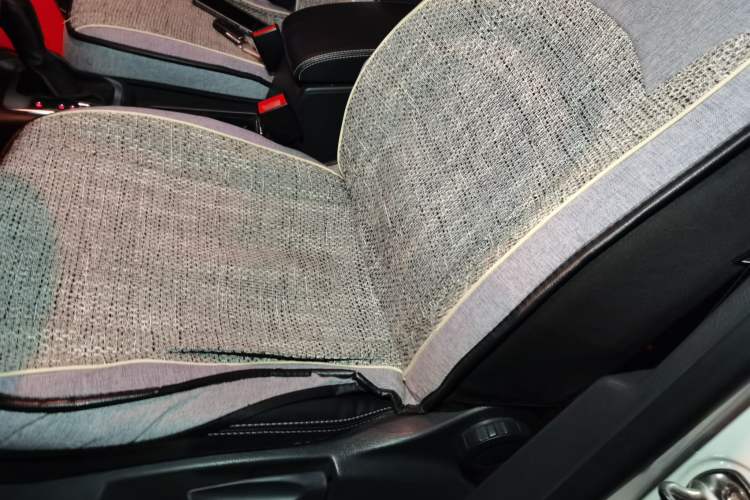 Used Volkswagen Tiguan 2016 280TSI Automatic Two-Wheel-Drive Silk Road Style Edition Left Front Seat