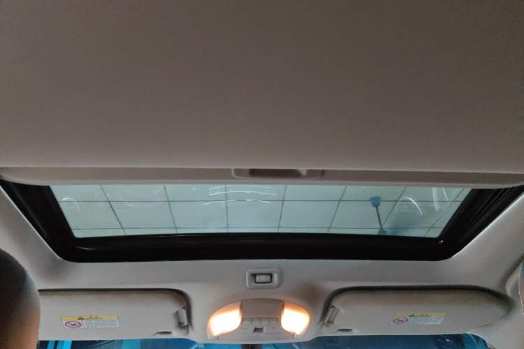 Used Infiniti QX60 2016 2.5 S/C Hybrid Two-Wheel-Drive Excellence Edition China V Standard