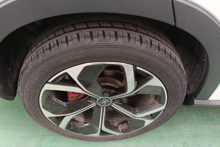 Used BYD Song PLUS 2020 1.5T Automatic Flagship PLUS Right Rear Wheel Hub