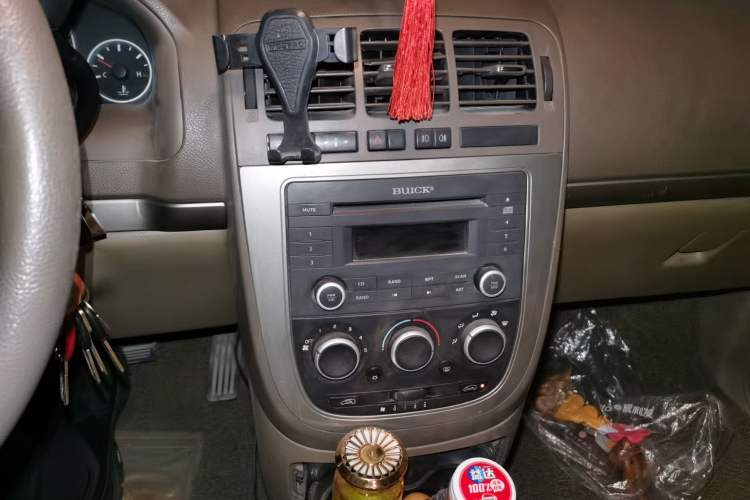 Used Buick GL8 2011 2.4L CT Comfort Edition