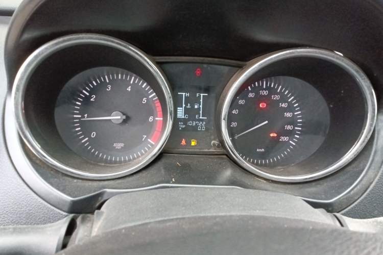 Used HYOSOW S3 2014 1.5L Luxury Version China IV Emission Standard