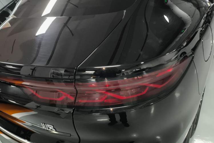 Used BYD Han 2025 EV 605KM Prestige Model Right Rear Taillight