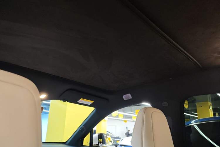 Used ONVO L60 2024 60 kWh Rear-Drive Version
