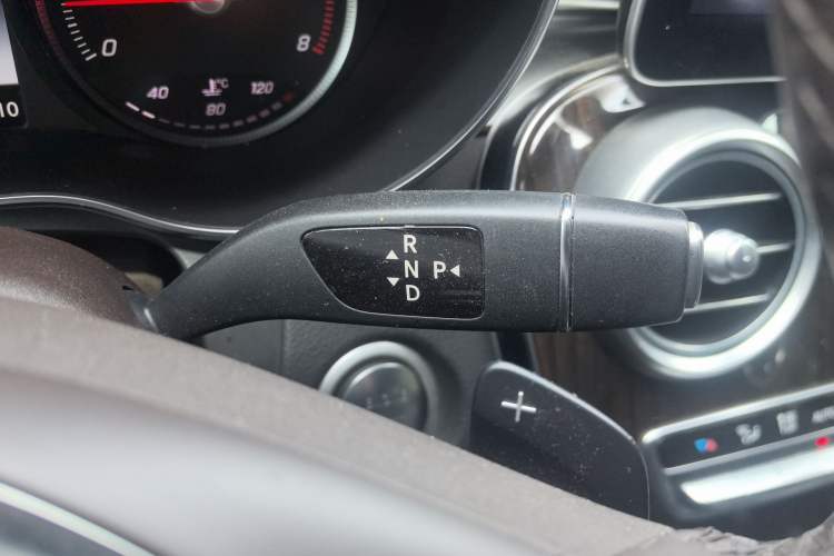 Used Mercedes-Benz GLC 2017 GLC 260 4MATIC Luxury Model
