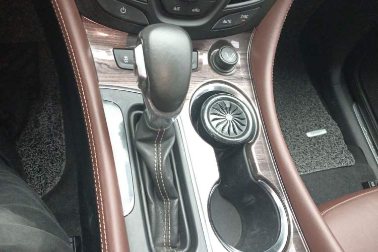 Used Buick Envision 2017 28T Four-Wheel Drive Elite Model