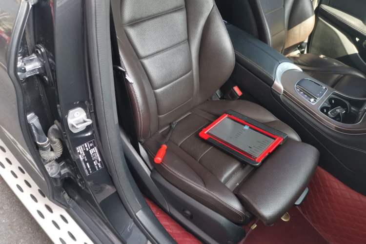 Used Mercedes-Benz GLC 2020 Facelift GLC 300 L 4MATIC Dynamic Edition