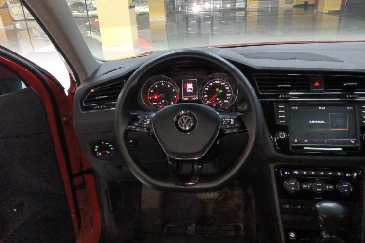 Used Volkswagen Tiguan L 2017 380TSI Automatic All-Wheel Drive Supreme Flagship Edition Steering Wheel