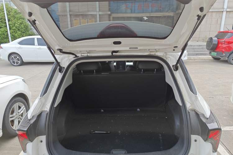 Used NETA V 2022 Chao 300 Lite Lithium Iron Phosphate Trunk